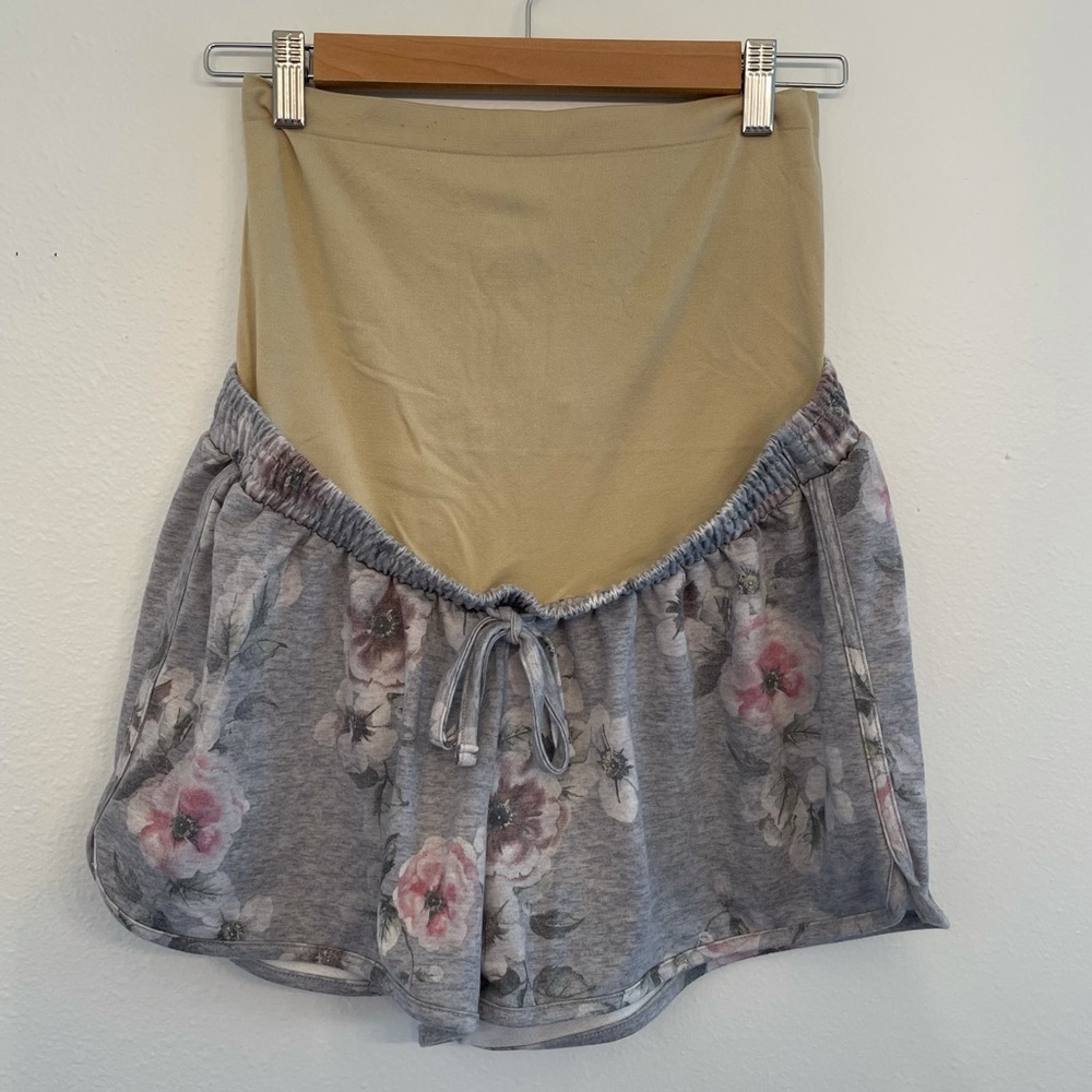 A Glow Maternity floral shorts